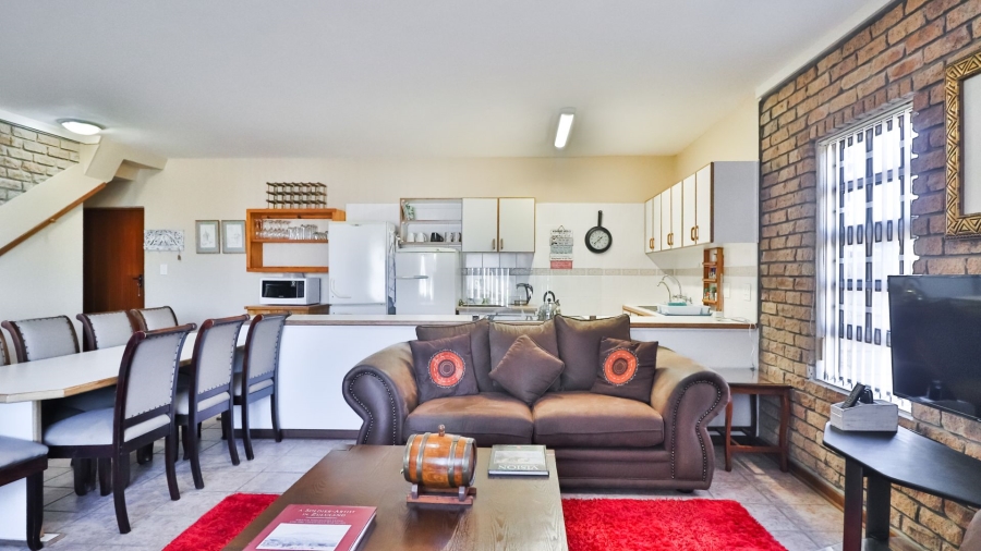 5 Bedroom Property for Sale in Stilbaai Wes Western Cape